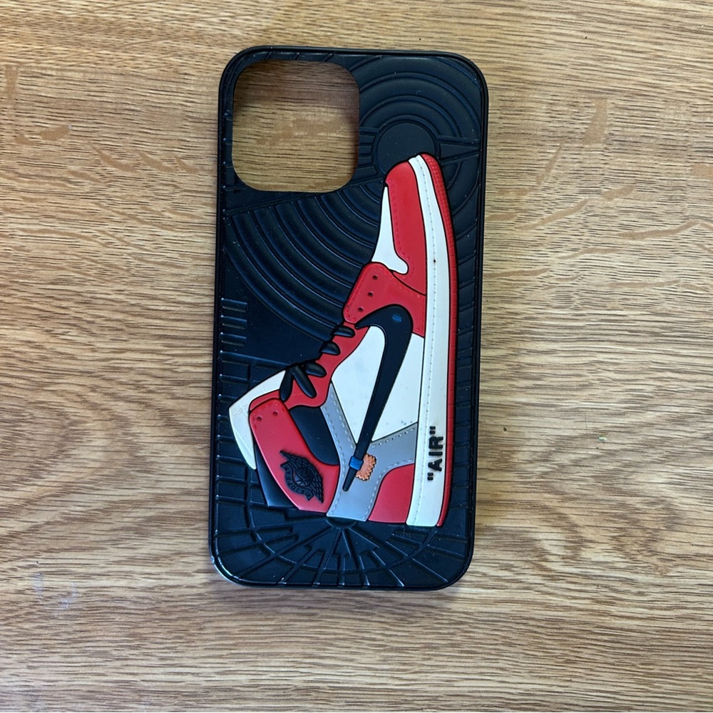 jordan 1 iphone 12 max pro case